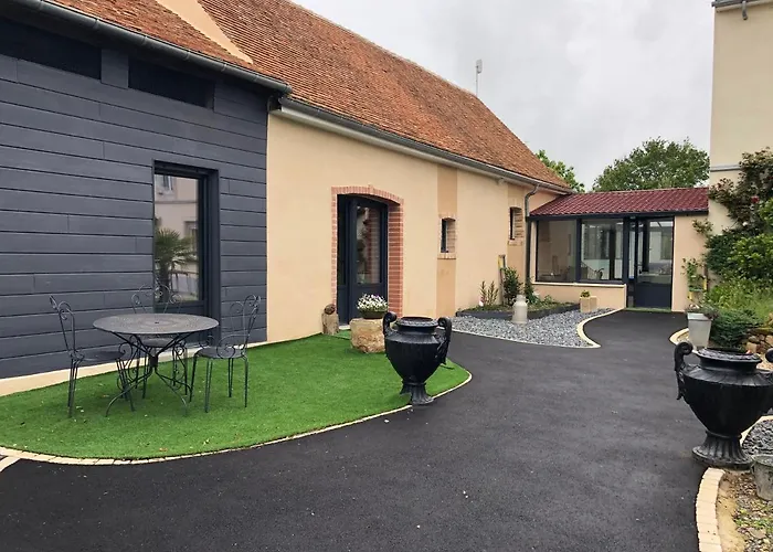 Confortable Pres Du Mans Avec Piscine, Parc De Jeux Et Velo - Fr-1-410-364 *