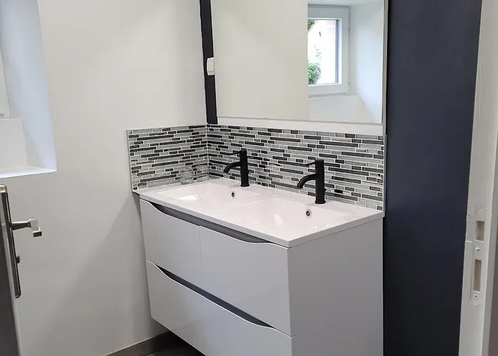 Nyaraló Confortable Pres Du Mans Avec Piscine, Parc De Jeux Et Velo - Fr-1-410-364